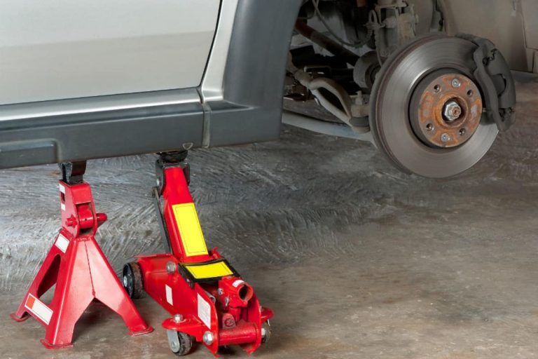 5 Best HeavyDuty Jack Stands For Your Car, SUV, or Truck Durability